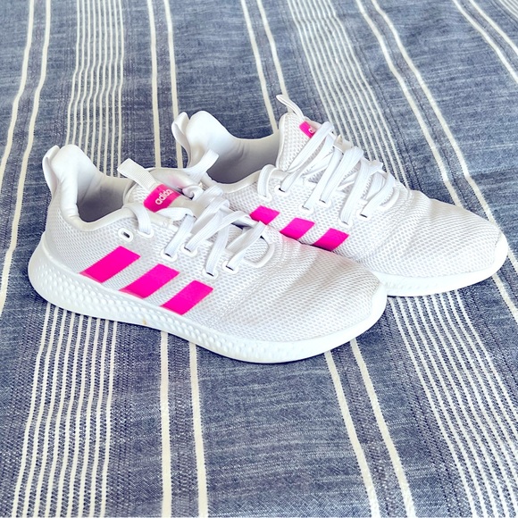 adidas Shoes - Adidas tennis shoes Women’s size 8 white/pink